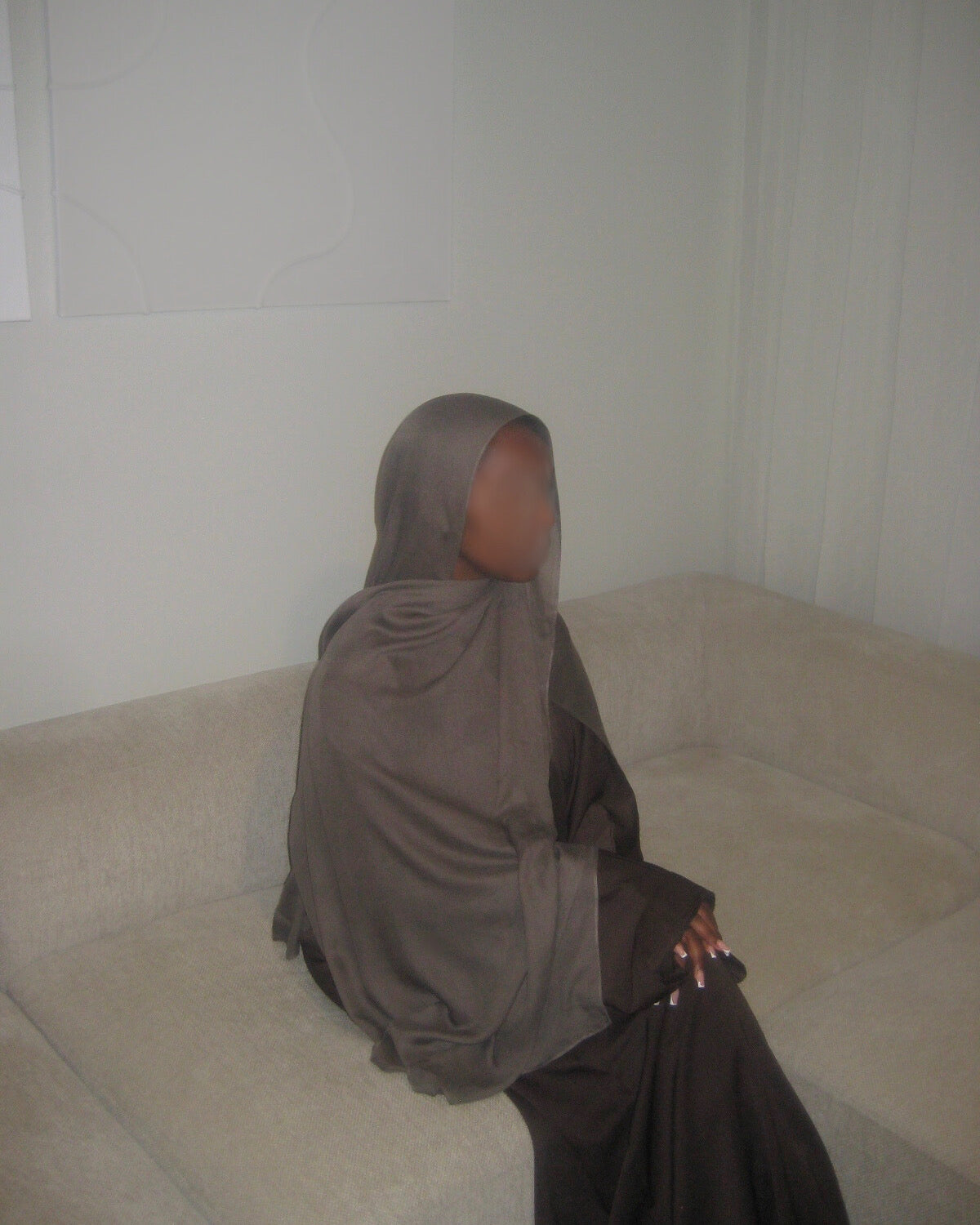 grågrön modal hijab