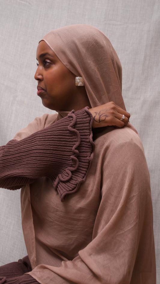 caramel premium modal hijab 180x70 cm mjuk elegant hijab detail