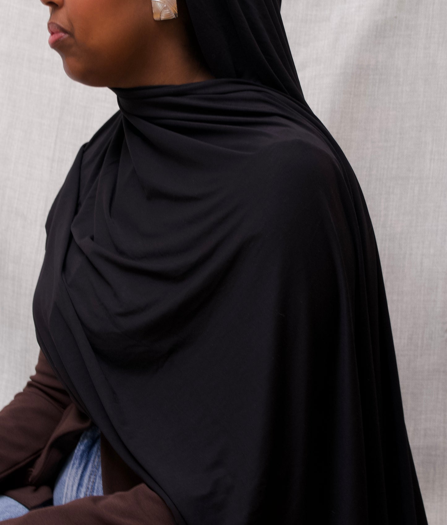 black premium bamboo jersey hijab