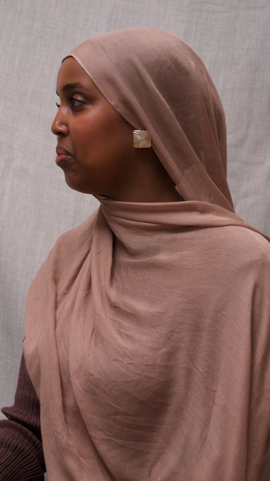 caramel modal hijab